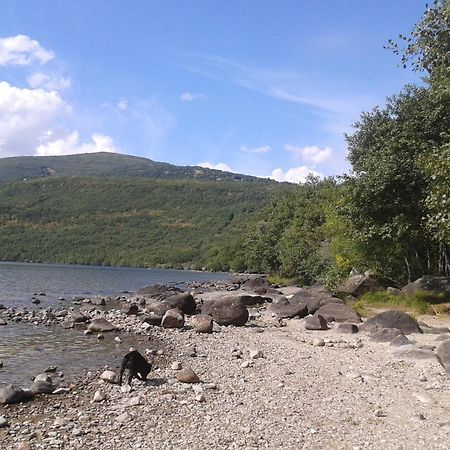 Hostal "Los Chanos El Ruso" Galende Екстериор снимка