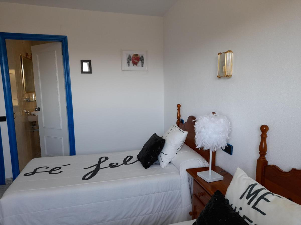 Hostal "Los Chanos El Ruso" Galende Екстериор снимка