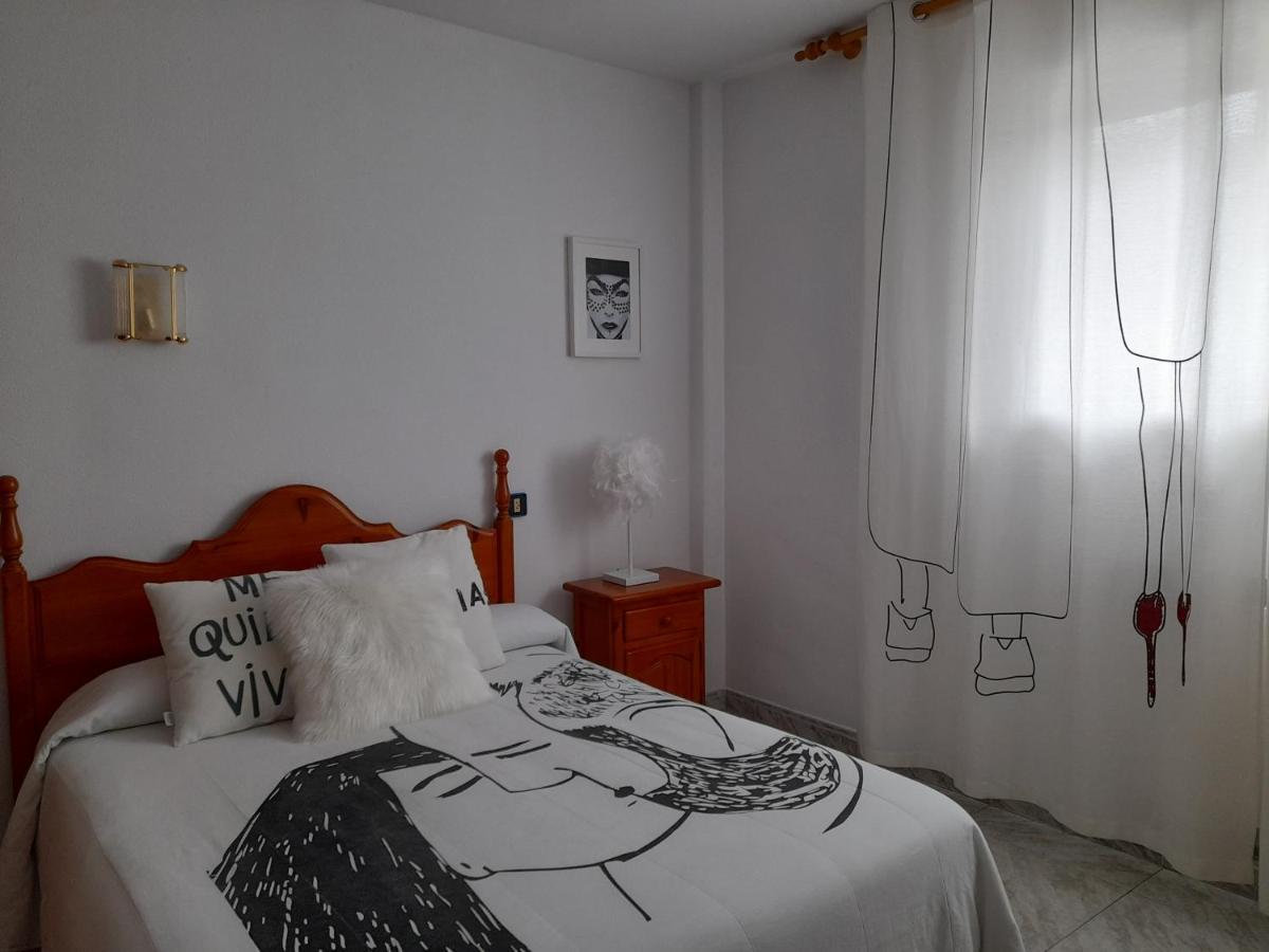 Hostal "Los Chanos El Ruso" Galende Екстериор снимка