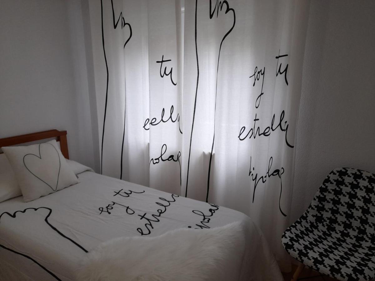 Hostal "Los Chanos El Ruso" Galende Екстериор снимка