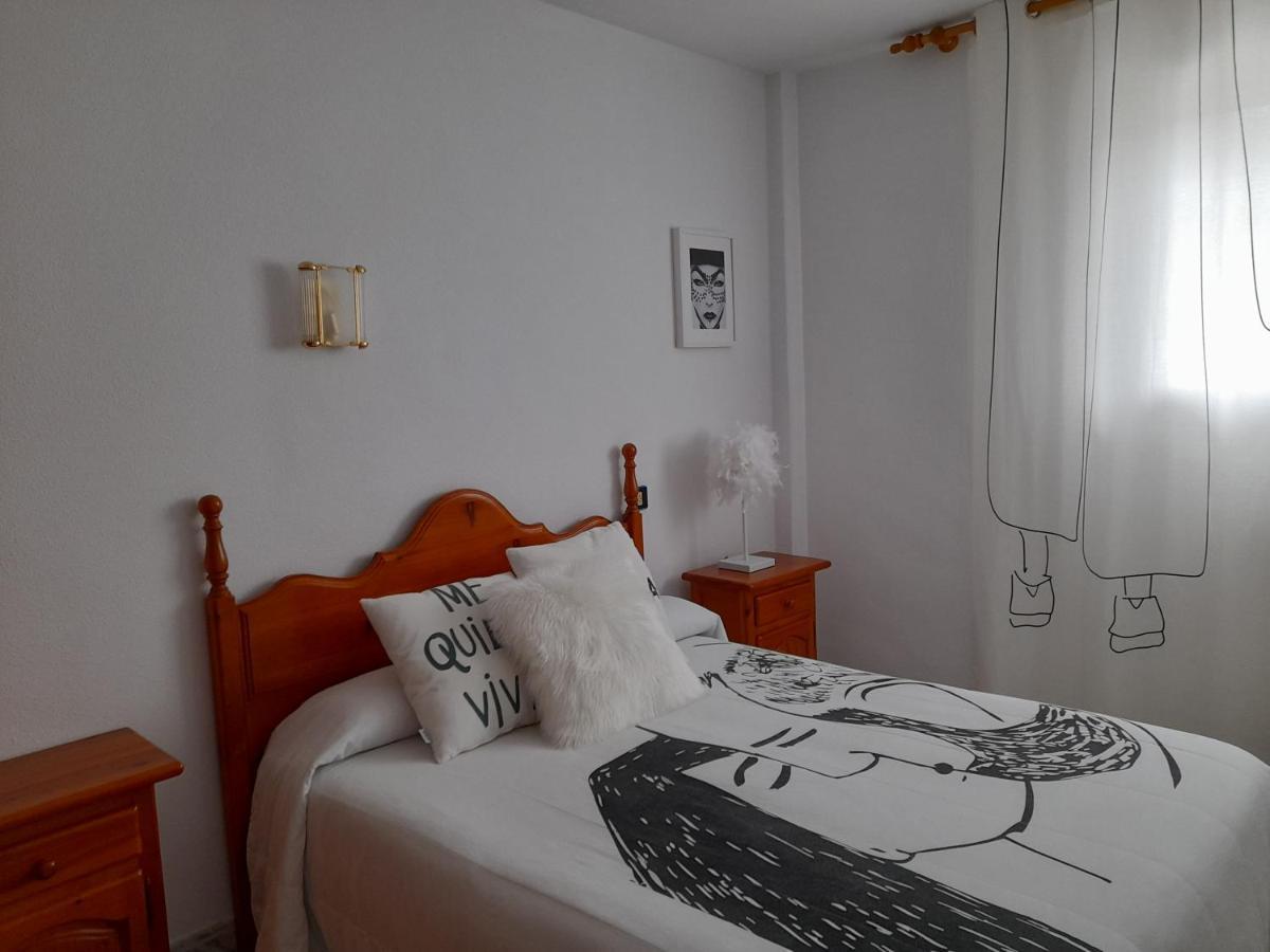 Hostal "Los Chanos El Ruso" Galende Екстериор снимка