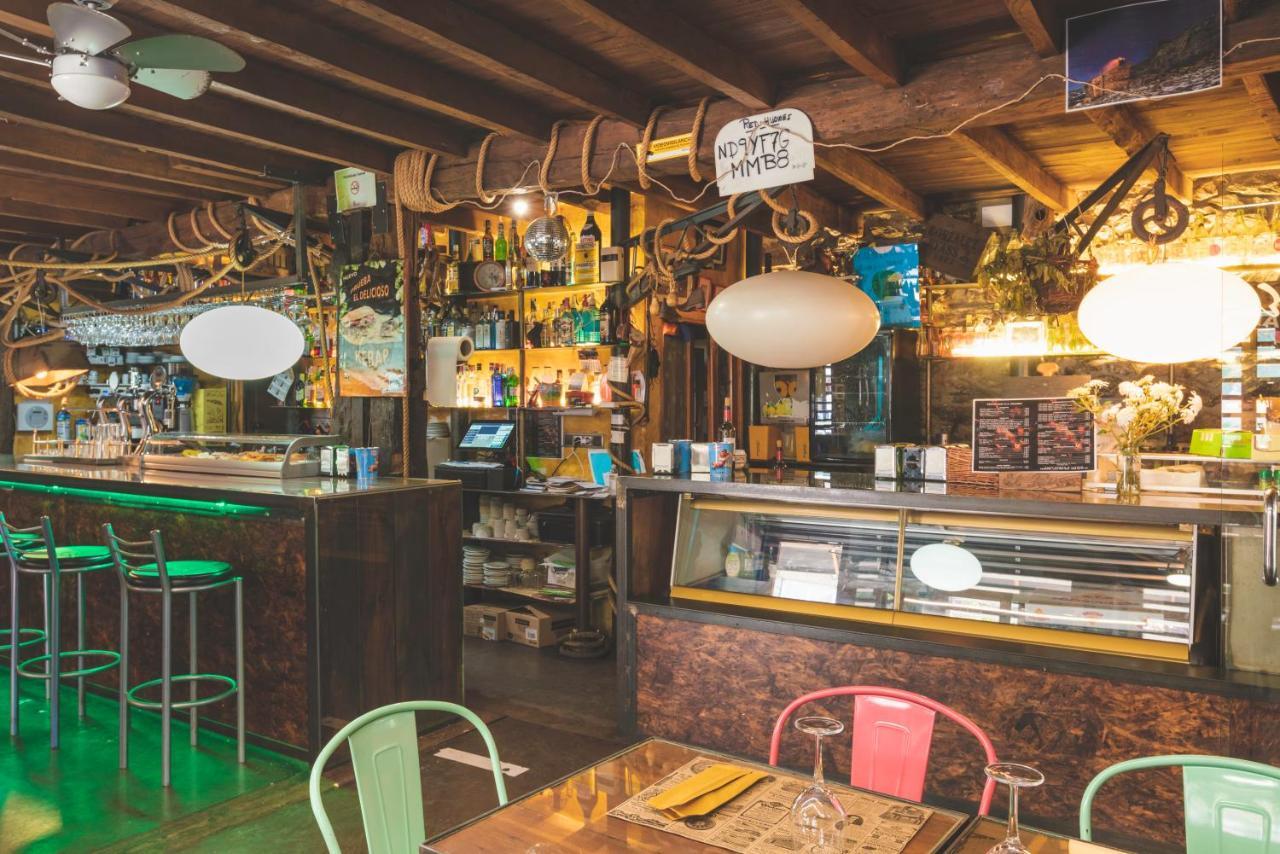 Hostal "Los Chanos El Ruso" Galende Екстериор снимка